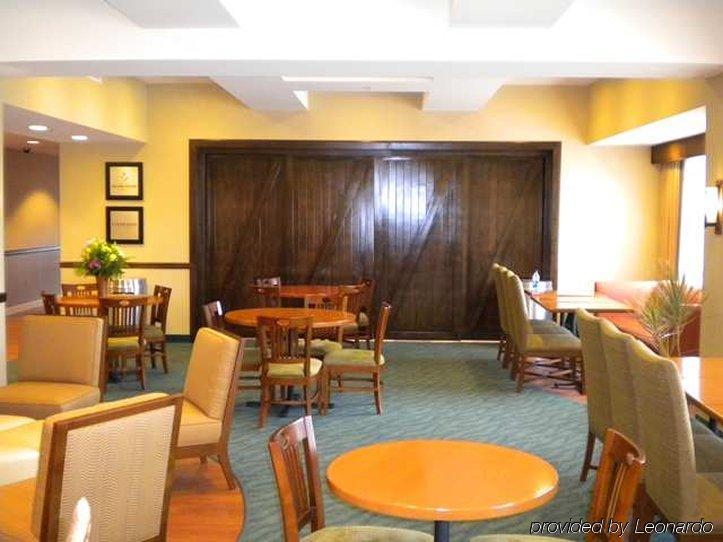 Hampton Inn Okeechobee - Lake Okeechobee Restaurang bild